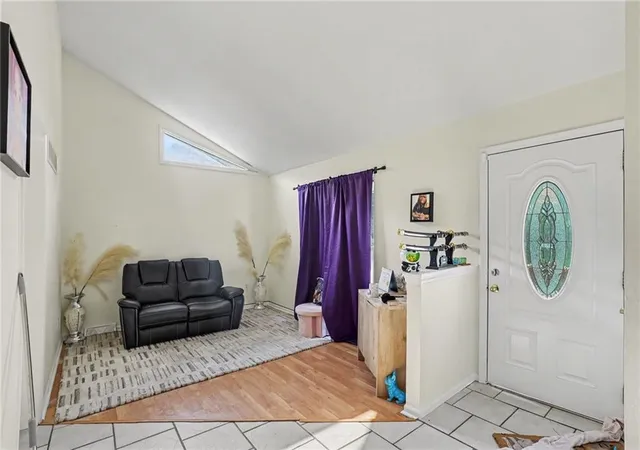 Listing Photo 3 - Condo for sale in building located at 5604 NE 50th St, Kansas City, MO 64119