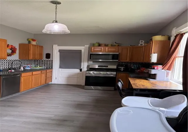 Photo 3 of Single family home for sale at 401 Milwaukee St, Polo, MO 64671 | MLS# 2635331 | Listing updated on 2026-08-20
