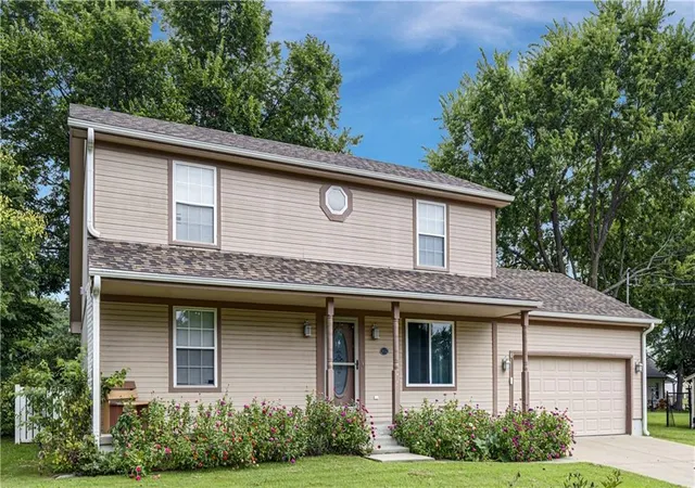 1st image of 312 Walnut St, Cleveland, MO 64734 | MLS# 2635332