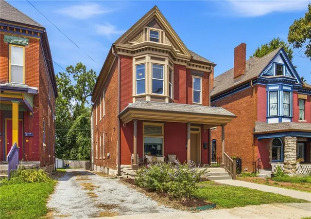 Listing Photo 3 - Condo for sale in building located at 504 Bellefontaine Ave, Kansas City, MO 64124