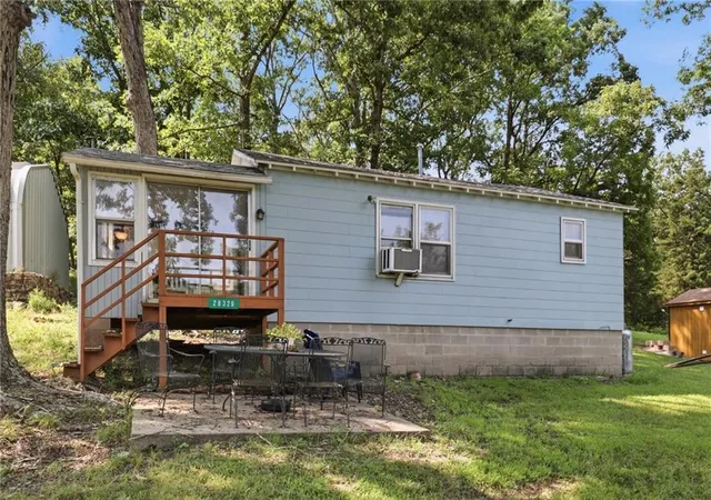 2nd image of 28329 W Cove Dr, Lincoln, MO 65338 | MLS# 2635356