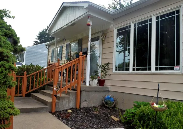 Photo 2 of Sale Pending at 3609 Ne 54th Street, Kansas City, MO 64119 | MLS# 2635366 | Listing updated on 2026-08-10