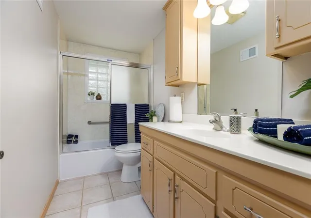 Photo 4 of Single family home for sale at 508 NE 87th Street, Kansas City, MO 64155 | MLS# 2635367 | Listing updated on 2026-09-05