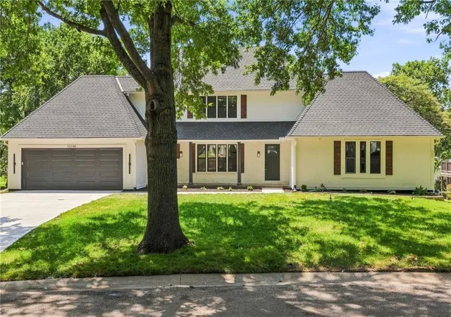 5th image of 10140 Mackey St, Overland Park, KS 66212 | MLS# 2635372