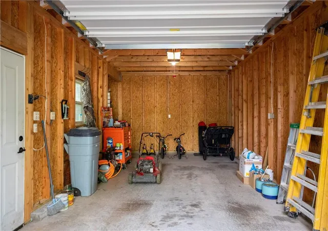 35th image of 2035 Barker Ave, Lawrence, KS 66046 | MLS# 2635383