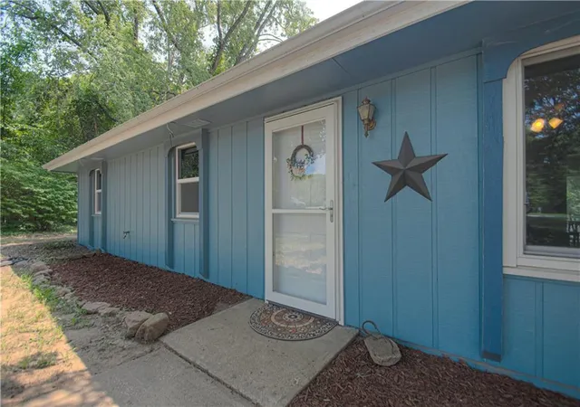 Photo 2 of Single family home for sale at 11325 Deer Hvn Ln, Excelsior Springs, MO 64024 | MLS# 2635401 | Listing updated on 2026-09-05