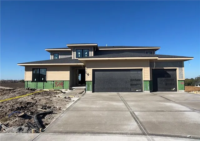 Photo 2 of Mansion for sale at 9714 W 176th Terrace, Overland Park, KS 66221 | MLS# 2635404 | Listing updated on 2026-10-13