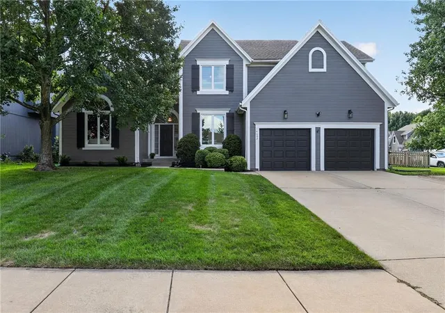 1st image of 14602 S Hagan St, Olathe, KS 66062 | MLS# 2635405