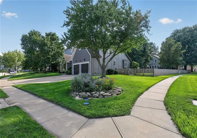 2nd image of 14602 S Hagan St, Olathe, KS 66062 | MLS# 2635405