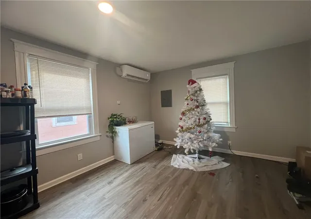 Listing Photo 4 - Condo for sale in building located at 3012 College Ave, Kansas City, MO 64128