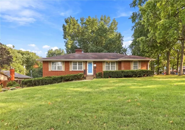 Single family home for sale at 10711 W 67th Street, Shawnee, KS 66203 | MLS# 2635416