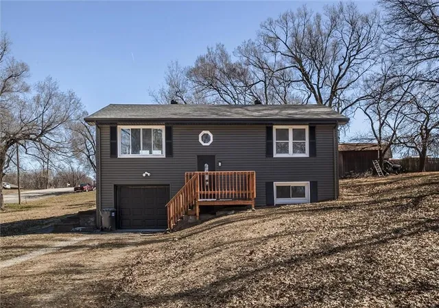 1st image of 12911 Nw Porter Rd, Kansas City, MO 64152 | MLS# 2635424
