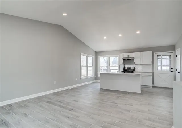 5th image of 12911 Nw Porter Rd, Kansas City, MO 64152 | MLS# 2635424