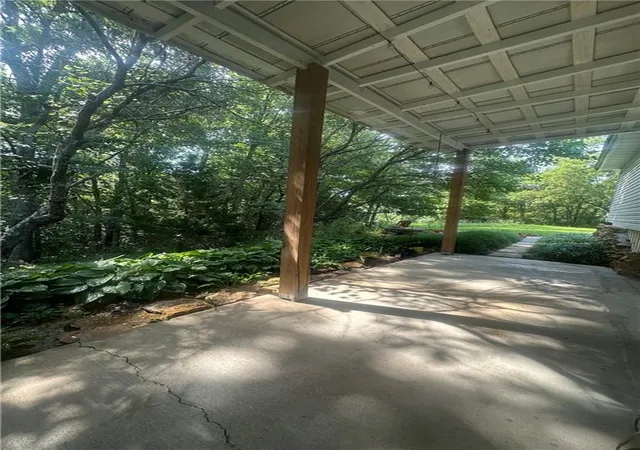3rd image of 321 Nw 1071St Rd, Centerview, MO 64093 | MLS# 2635435