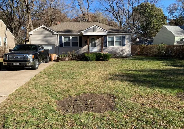 Photo 1 of Single family home for sale at 5919 El Monte St, Fairway, KS 66205 | MLS# 2635441 | Listing updated on 2026-09-14