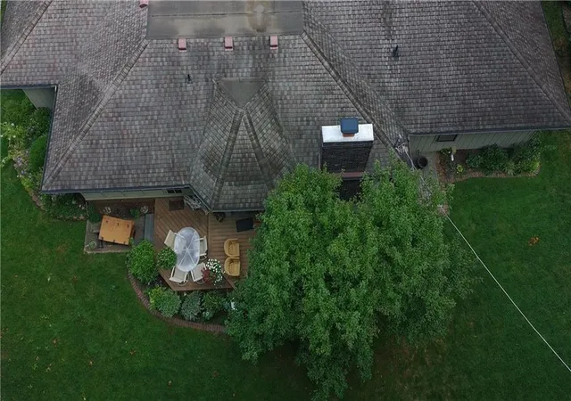 Photo 2 of Sale Pending at 103 Nw 59th Place, Gladstone, MO 64118 | MLS# 2635442 | Listing updated on 2026-09-05