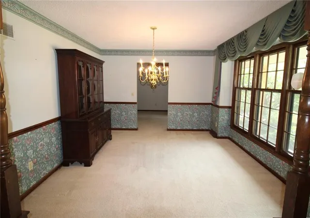 Photo 3 of Sale Pending at 103 NW 59th Place, Gladstone, MO 64118 | MLS# 2635442 | Listing updated on 2026-09-05