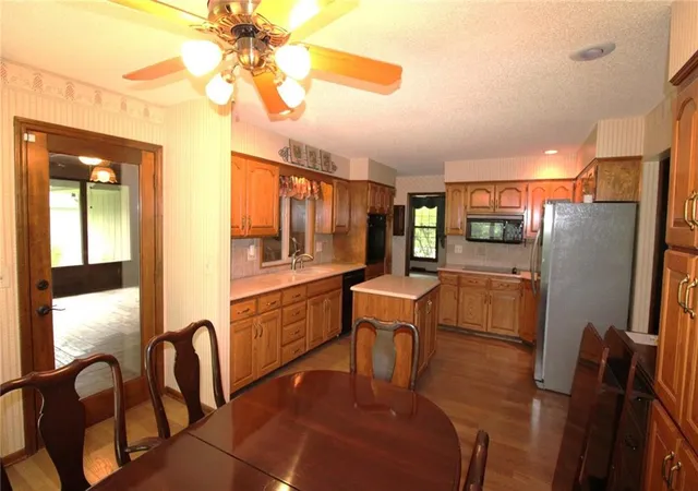Photo 5 of Sale Pending at 103 NW 59th Place, Gladstone, MO 64118 | MLS# 2635442 | Listing updated on 2026-09-05