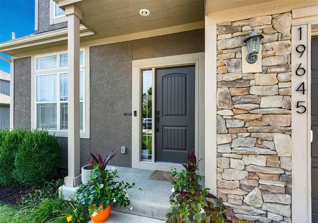 4th image of 19645 W 120Th Ter, Olathe, KS 66061 | MLS# 2635448