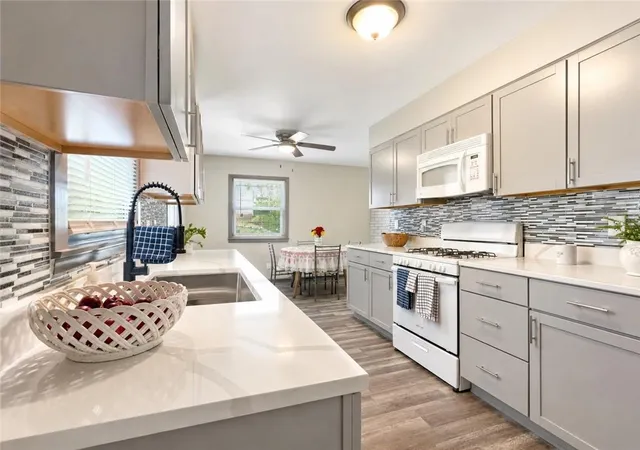 Photo 3 of Sale Pending at 4202 N Bellefontaine Ave, Kansas City, MO 64117 | MLS# 2635449 | Listing updated on 2026-08-19