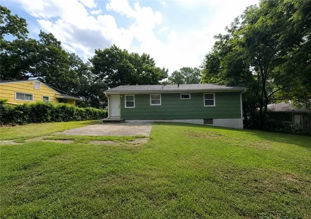 Photo 9 of Sale Pending at 4202 N Bellefontaine Ave, Kansas City, MO 64117 | MLS# 2635449 | Listing updated on 2026-08-19