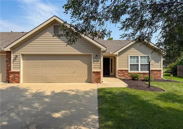 1st image of 4006 Mistletoe Ct, Lawrence, KS 66047 | MLS# 2635464