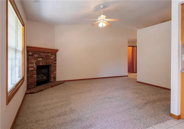 3rd image of 4006 Mistletoe Ct, Lawrence, KS 66047 | MLS# 2635464