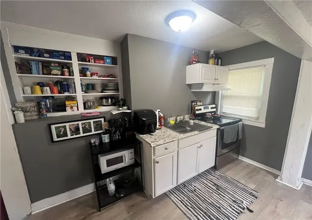 5th image of 2905 E 61St St, Kansas City, MO 64130 | MLS# 2635469