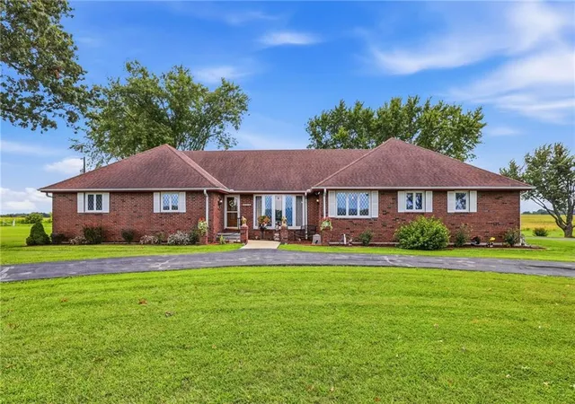 Photo 1 of Single family home for sale at 34301 E State Route 2 Hwy, Harrisonville, MO 64701 | MLS# 2635484 | Listing updated on 2026-09-15