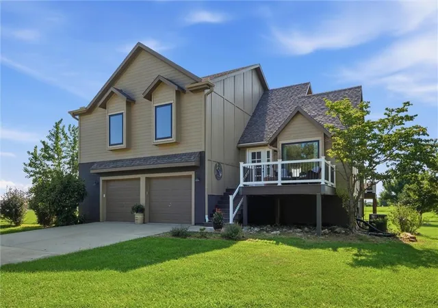 1st image of 27520 Normandy Rd, Louisburg, KS 66053 | MLS# 2635488