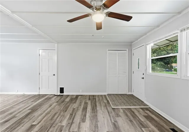 Photo 2 of Single family home for sale at 6108 N Charlotte St, Kansas City, MO 64118 | MLS# 2635489 | Listing updated on 2026-08-12
