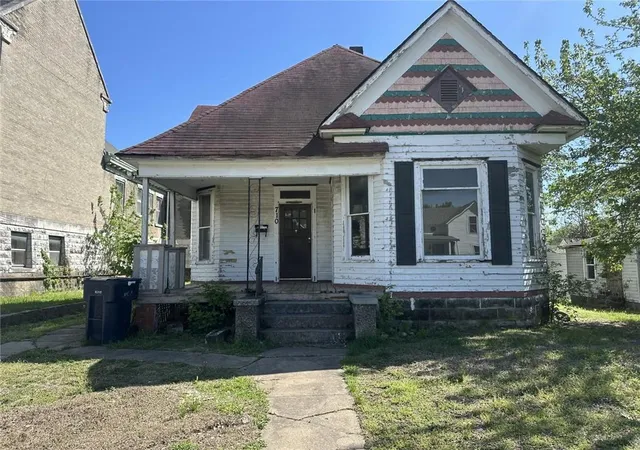 Photo 1 of Single family home for sale at 710 W 2nd Street, Webb City, MO 64870 | MLS# 2635502 | Listing updated on 2026-08-07