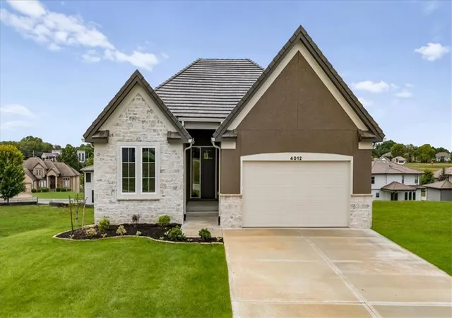 Photo 1 of Single family home for sale at 4012 Ne Chapel Ridge Pl, Lees Summit, MO 64064 | MLS# 2635507 | Listing updated on 2026-10-06