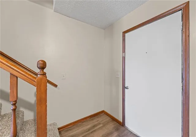 3rd image of 1107 Jeff Cir, Paola, KS 66071 | MLS# 2635519