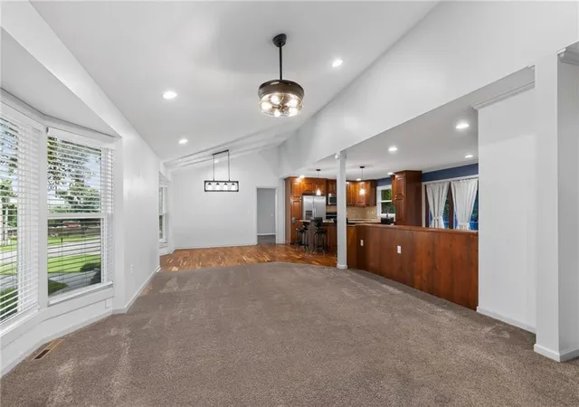5th image of 9921 W 67th Street, Shawnee, KS 66203 | MLS# 2635529