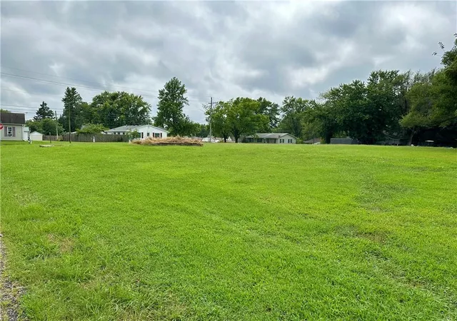 2nd image of W 8th And Howenstein St, Cameron, MO 64429 | MLS# 2635531