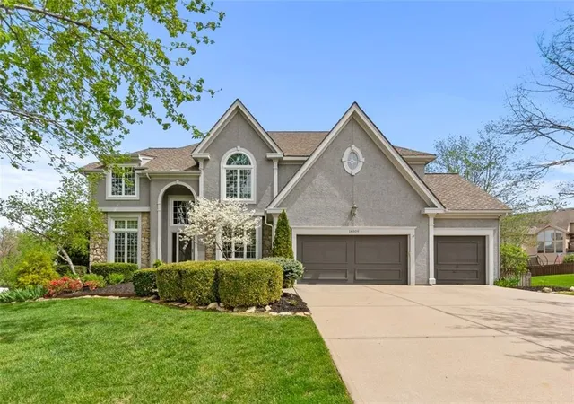 1st image of 14009 Lucille St, Overland Park, KS 66221 | MLS# 2635569
