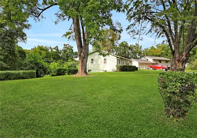 28th image of 1802 Bird Ter, Harrisonville, MO 64701 | MLS# 2635578