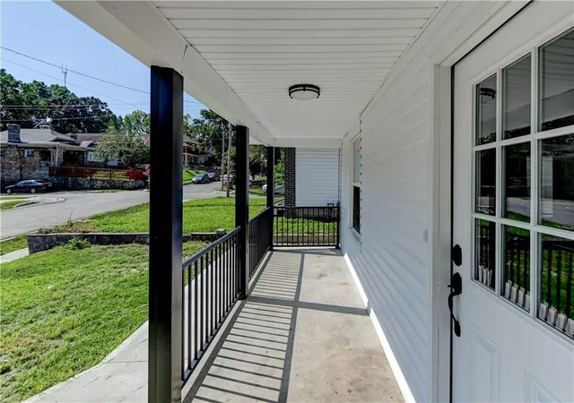 Photo 3 of Single family home for sale at 1540 Poplar Ave, Kansas City, MO 64127 | MLS# 2635590 | Listing updated on 2026-08-26