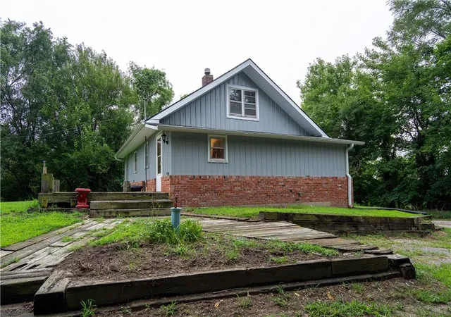 2nd image of 6501 S 16th St, Saint Joseph, MO 64504 | MLS# 2635599