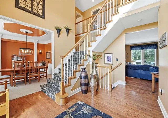 Photo 4 of Single family home for sale at 172 NE Hidden Ridge Ln, Lees Summit, MO 64064 | MLS# 2635604 | Listing updated on 2026-09-15