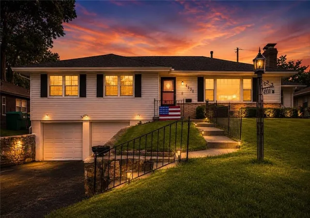 2nd image of 4930 Waverly Ave, Kansas City, KS 66104 | MLS# 2635614