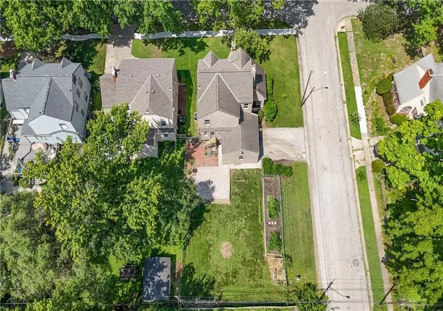 Photo 44 of Single family home for sale at 7403 Campbell St, Kansas City, MO 64131 | MLS# 2635622 | Listing updated on 2026-09-05