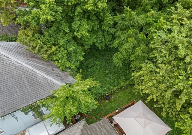 Photo 25 of Single family home for sale at 2930 Wabash Ave, Kansas City, MO 64109 | MLS# 2635623 | Listing updated on 2026-09-24