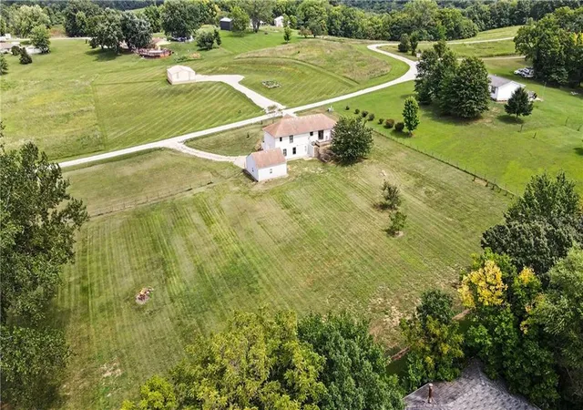 Photo 1 of Single family home for sale at 31455 Lyman Ln, Excelsior Springs, MO 64024 | MLS# 2635629 | Listing updated on 2026-10-08