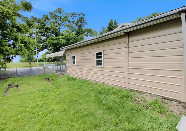 20th image of 809 S Taylor St, Lowry City, MO 64763 | MLS# 2635634