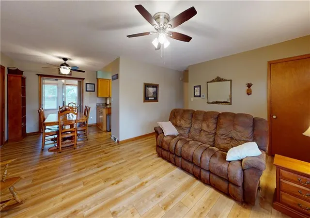 4th image of 17165 S 1200 Rd, Nevada, MO 64772 | MLS# 2635636