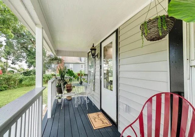Photo 3 of Sale Pending at 2236 S Ferree St, Kansas City, KS 66103 | MLS# 2635653 | Listing updated on 2026-08-13