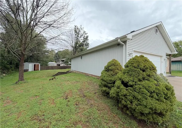 Photo 23 of Single family home for sale at 14 Sandi Cir, Dearborn, MO 64439 | MLS# 2635655 | Listing updated on 2026-10-05