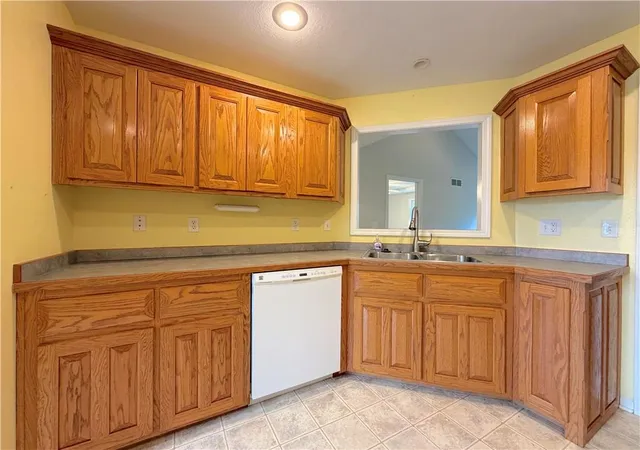 Photo 3 of Single family home for sale at 14 Sandi Cir, Dearborn, MO 64439 | MLS# 2635655 | Listing updated on 2026-10-05
